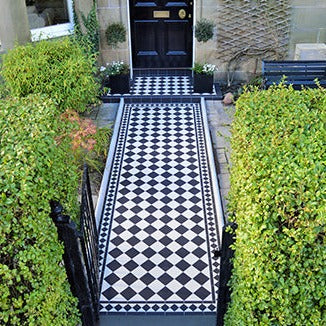 Original Style Victorian Dorchester Black and White Pattern