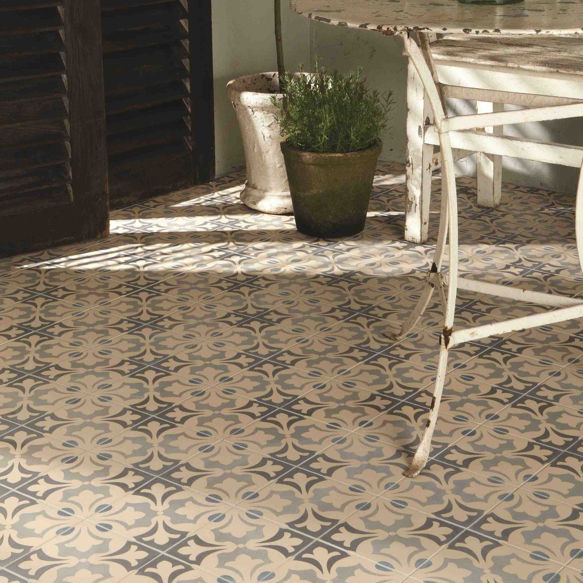 Original Style Odyssey Primo Rococo Light Blue, Light Grey and Dark Grey on White Tile 15x15cm