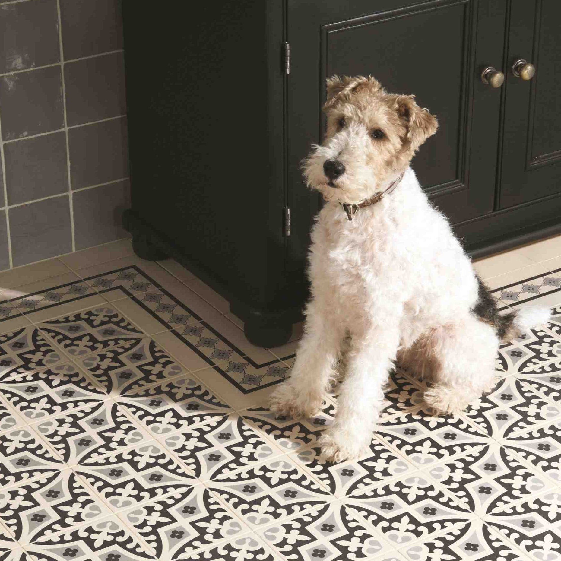 Original Style Odyssey Primo Romanesque Light Grey and Black on White 15x15cm