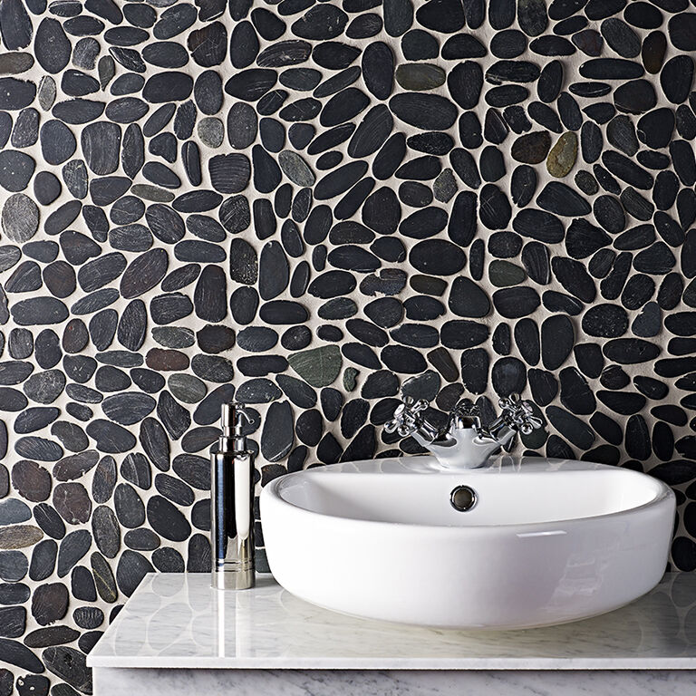 Verona Riverstone Black Flat Cut Pebble Mosaic - Large CPT01