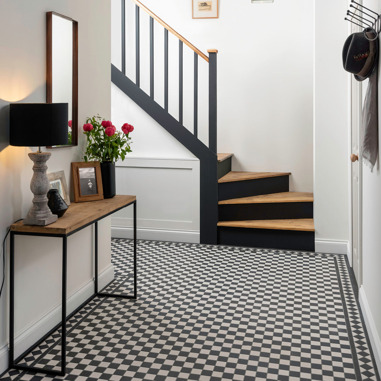 White & Black Checkered Square Mosaic Floor Tile 30x30cm