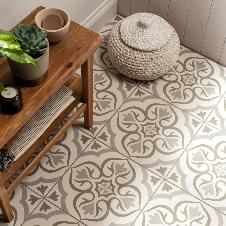 Original Style Odyssey Grande Knightshayes Green on Chalk Tile 30x30cm