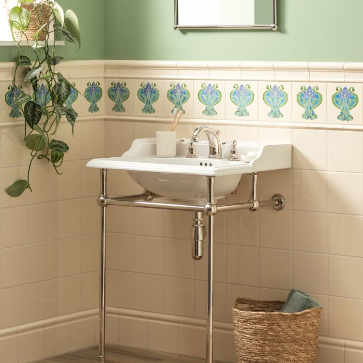 Original Style Artworks Montmartre Tube-Lined Single Tile on County White