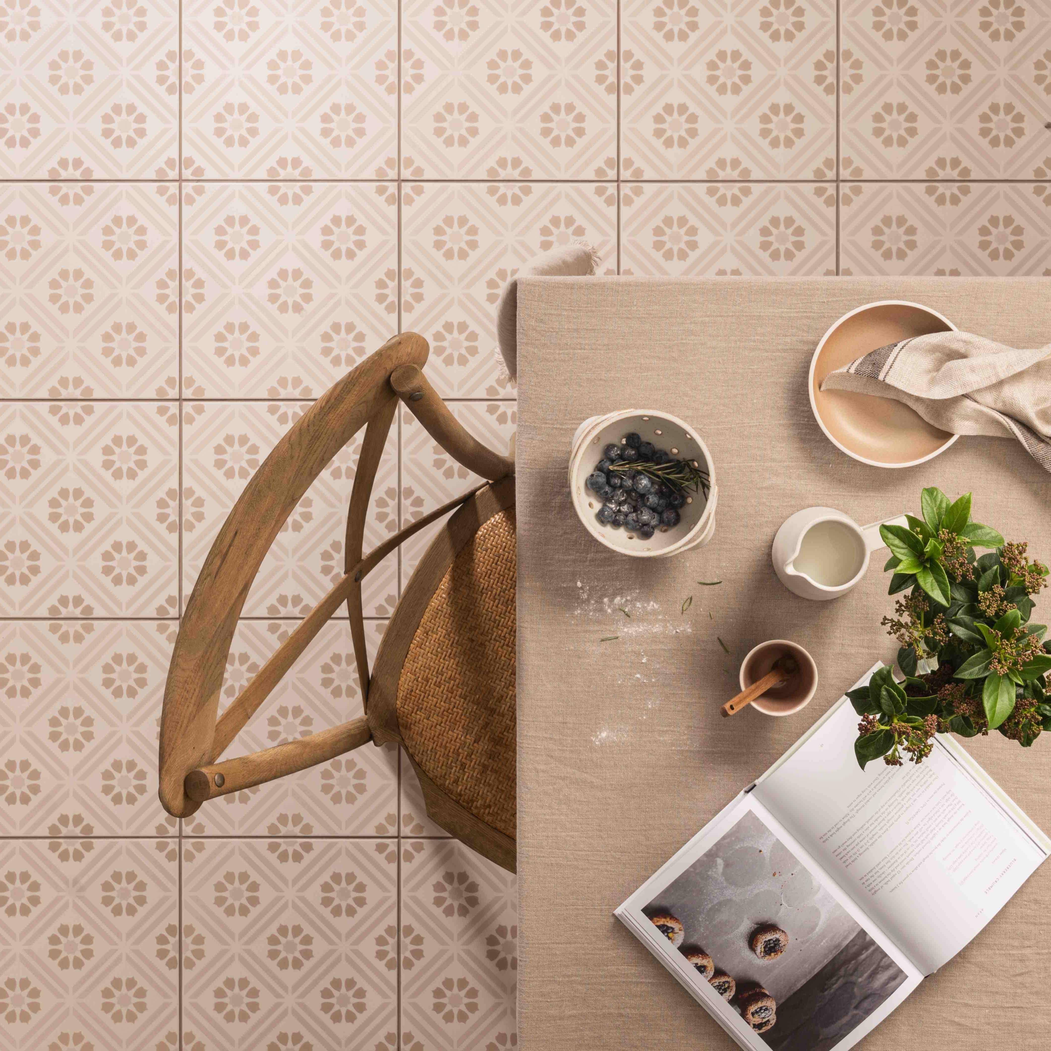 Original Style Odyssey Grande Greenway Taupe on Chalk Tile 30x30cm-