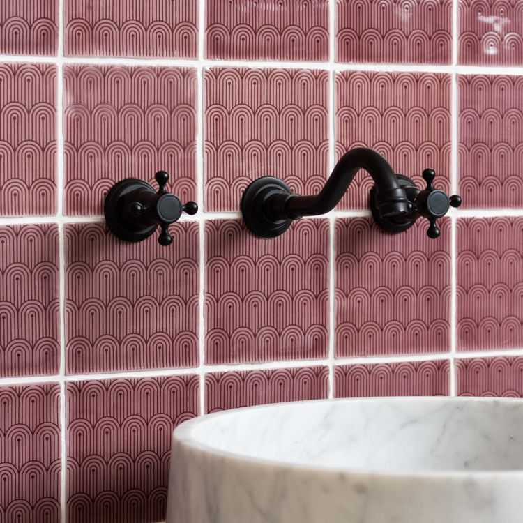 The Winchester Tile Collection Residence Manoir Plumtree on Tayberry-