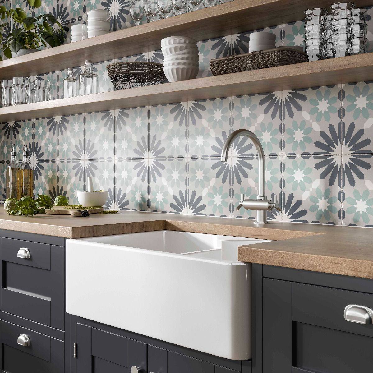 Gaudi Patterned Ceramic Wall & Floor Tile 25x25cm-Verona-P10868