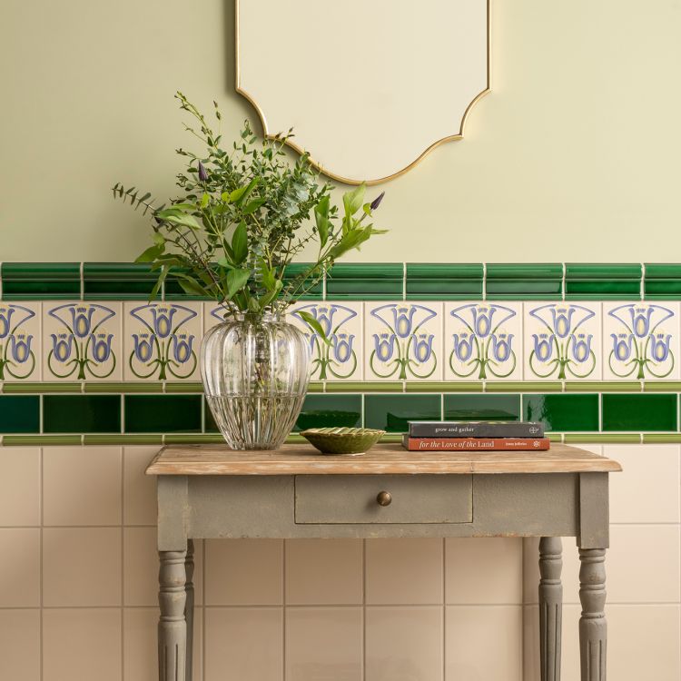 Original Style Artworks Liberty Tube-Lined Single Tile on County White-