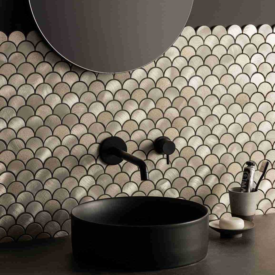 Original Style Mosaics Skathi Gold Scale Mixed Finish Aluminium Mosaic Tile 29x31cm-