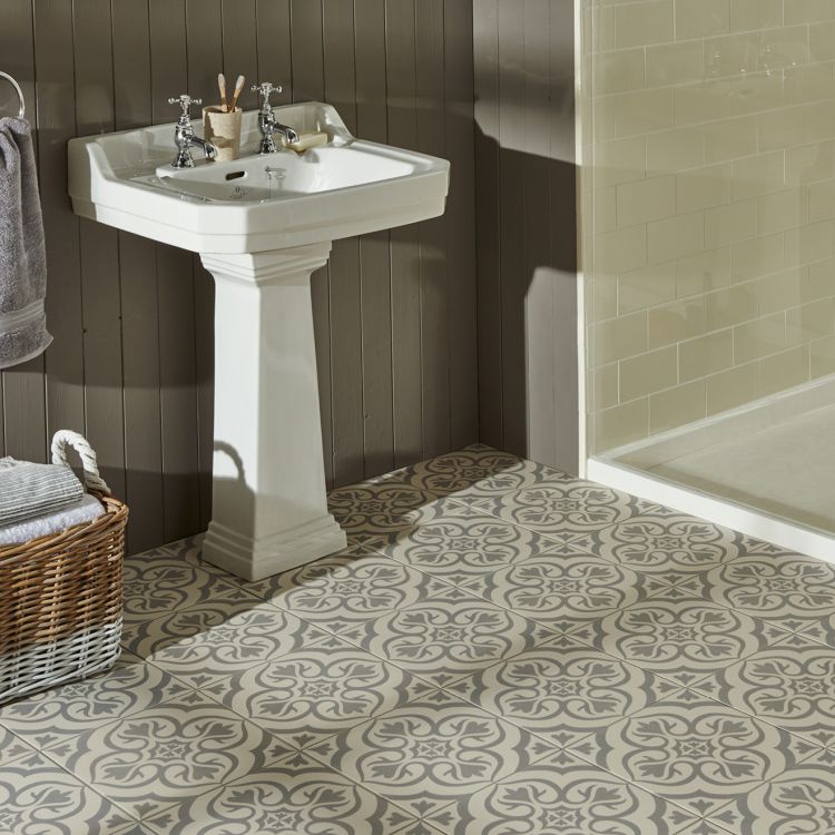 Original Style Odyssey Grande Knightshayes Light Grey on Chalk Tile 30x30cm-